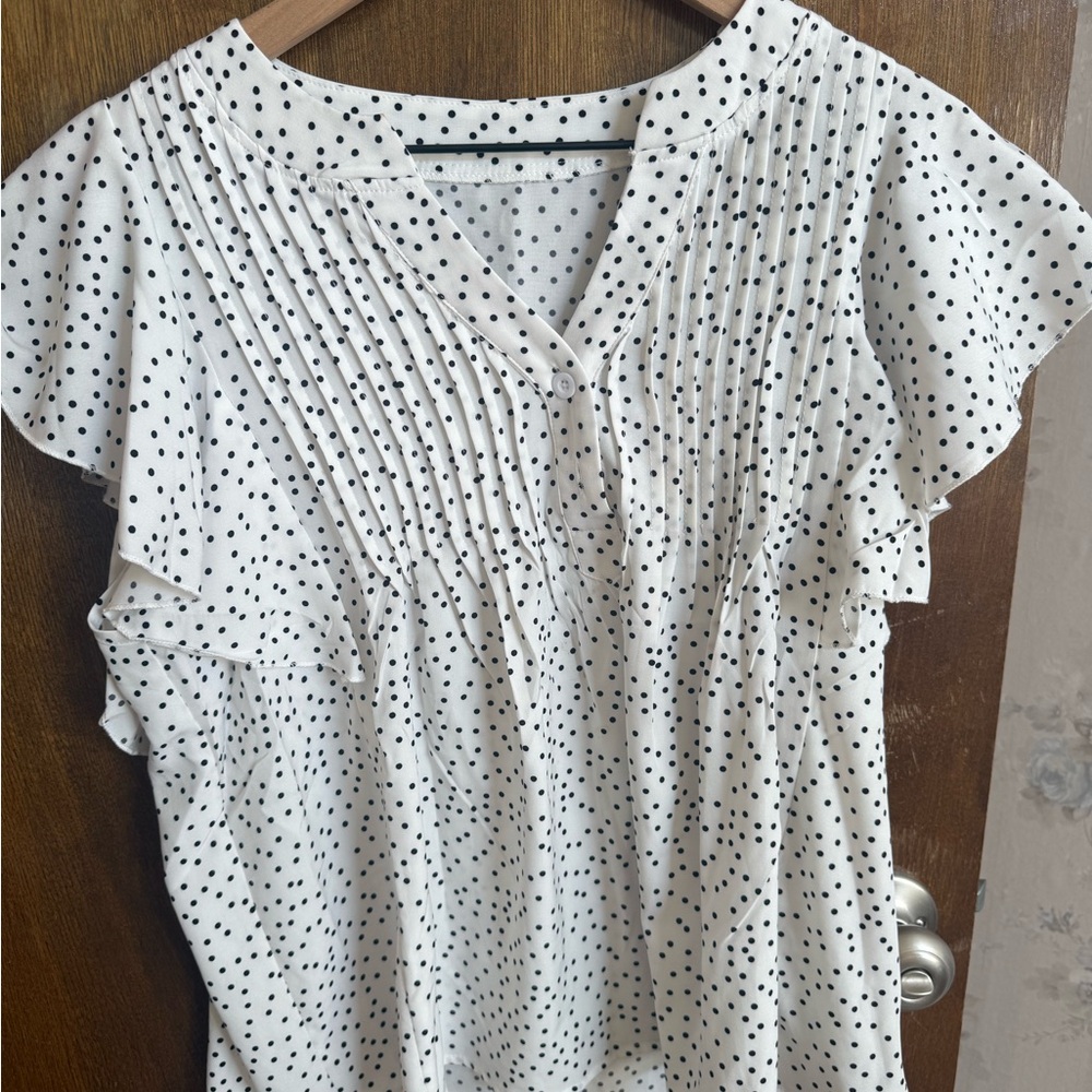 Women's White Polka Dot Pintuck Ruffle Sleeve Top